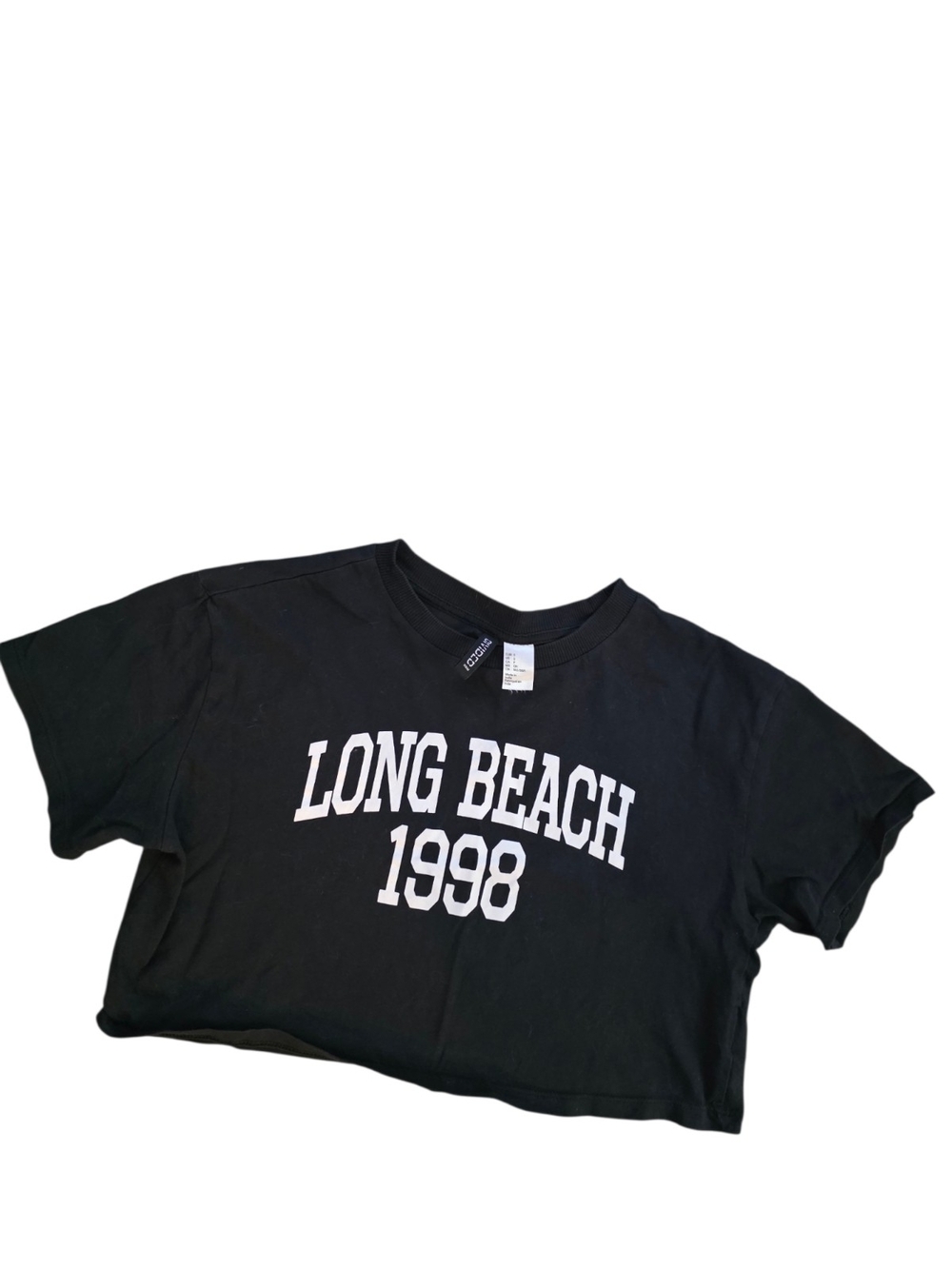 H&M Divided Long Beach 1998 Cropped Graphic T-Shirt Black Short Sleeve Top Women